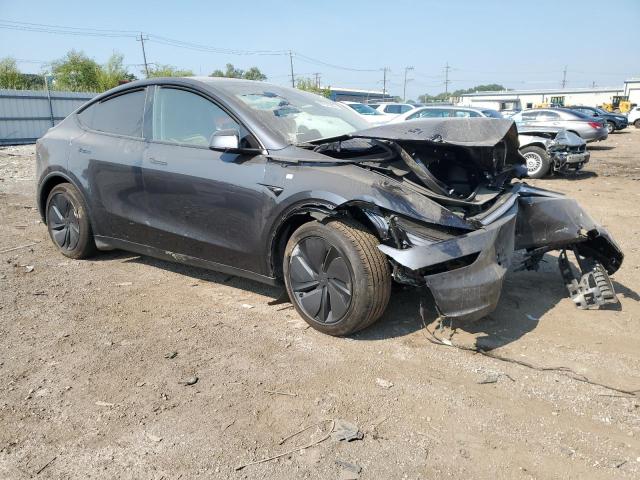 7SAYGDEE2TF332590 - 2026 TESLA MODEL Y შავი ფოტო 4