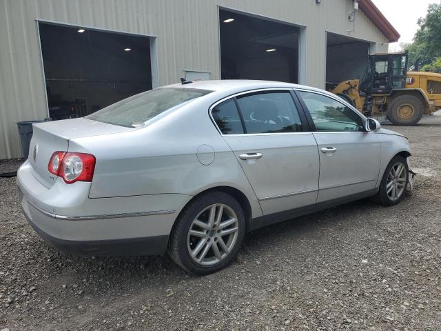 WVWEK73C88E220662 - 2008 VOLKSWAGEN PASSAT LUX فضي صورة 3