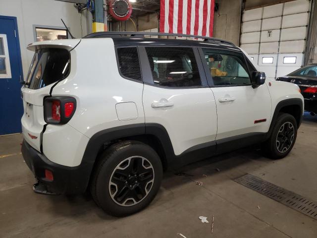 ZACCJBCT2GPD24261 - 2016 JEEP RENEGADE TRAILHAWK WHITE photo 3