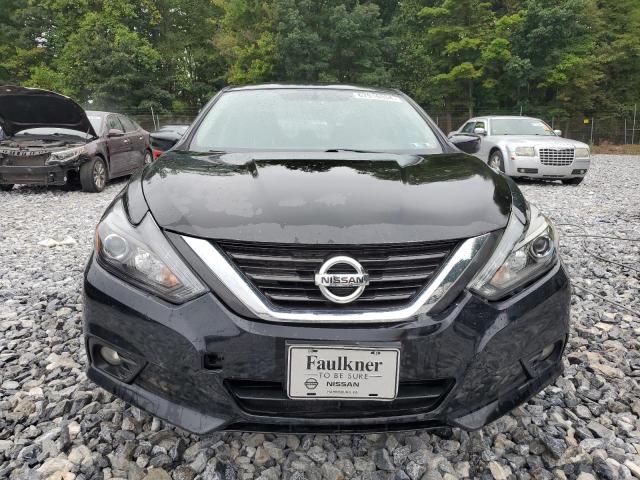 1N4AL3AP5HN325997 - 2017 NISSAN ALTIMA 2.5 BLACK photo 5