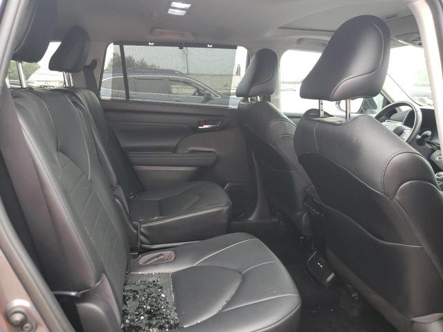 5TDHZRBH1MS556305 - 2021 TOYOTA HIGHLANDER XLE ნაცრისფერი ფოტო 11