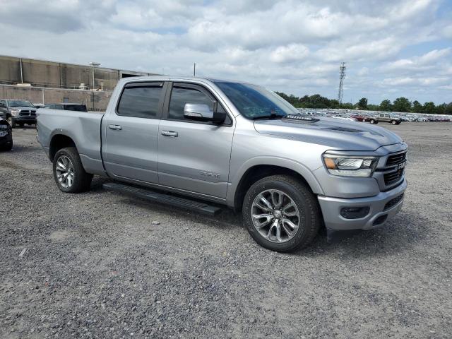 1C6SRFRT5KN787815 - 2019 RAM 1500 LARAMIE SILVER photo 4