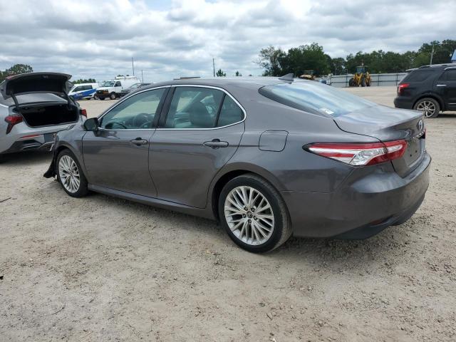4T1B11HK7KU761813 - 2019 TOYOTA CAMRY L GRAY photo 2