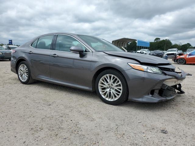 4T1B11HK7KU761813 - 2019 TOYOTA CAMRY L GRAY photo 4