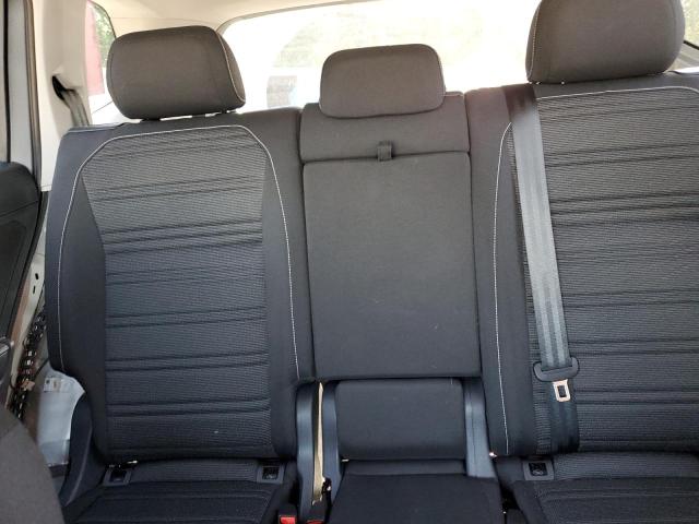 3VVRB7AX6RM173877 - 2024 VOLKSWAGEN TIGUAN S فضي صورة 10