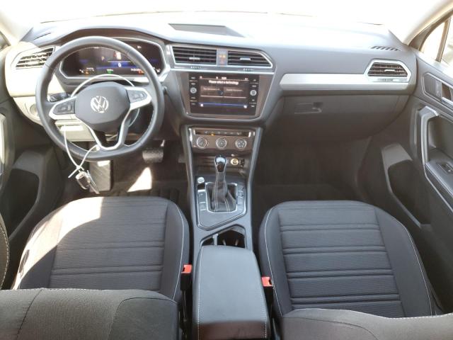 3VVRB7AX6RM173877 - 2024 VOLKSWAGEN TIGUAN S فضي صورة 8