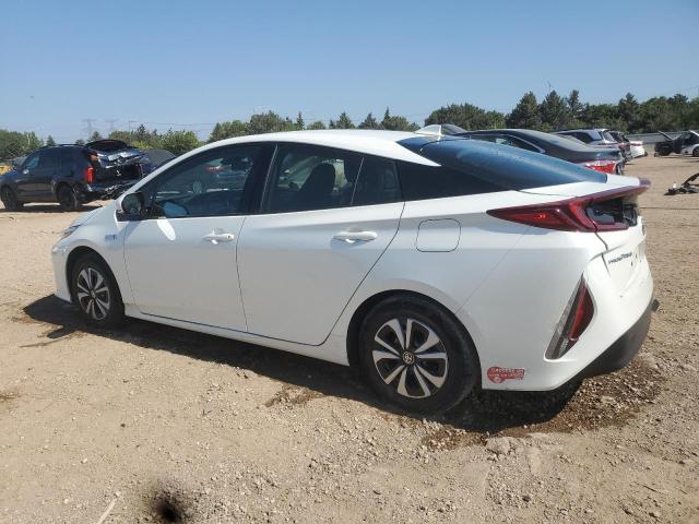 JTDKARFP6J3089880 - 2018 TOYOTA PRIUS PRIM WHITE photo 2