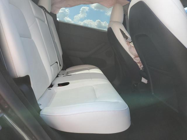 7SAYGDEE4RA268543 - 2024 TESLA MODEL Y ნაცრისფერი ფოტო 10