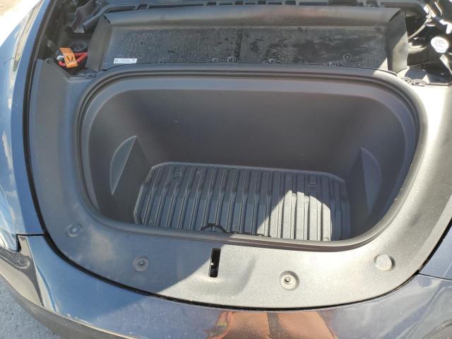 7SAYGDEE4RA268543 - 2024 TESLA MODEL Y ნაცრისფერი ფოტო 11