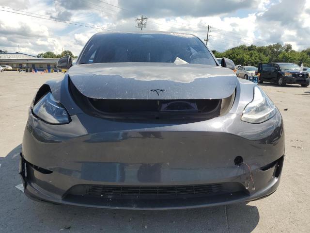7SAYGDEE4RA268543 - 2024 TESLA MODEL Y ნაცრისფერი ფოტო 5