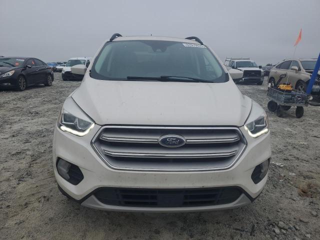 1FMCU0HD5JUB19791 - 2018 FORD ESCAPE SEL WHITE photo 5