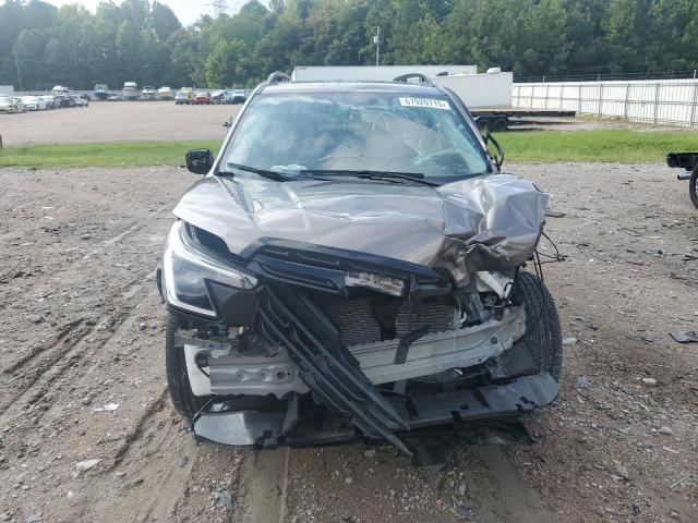 JF2SKADC6RH474032 - 2024 SUBARU FORESTER PREMIUM 金色 照片 5