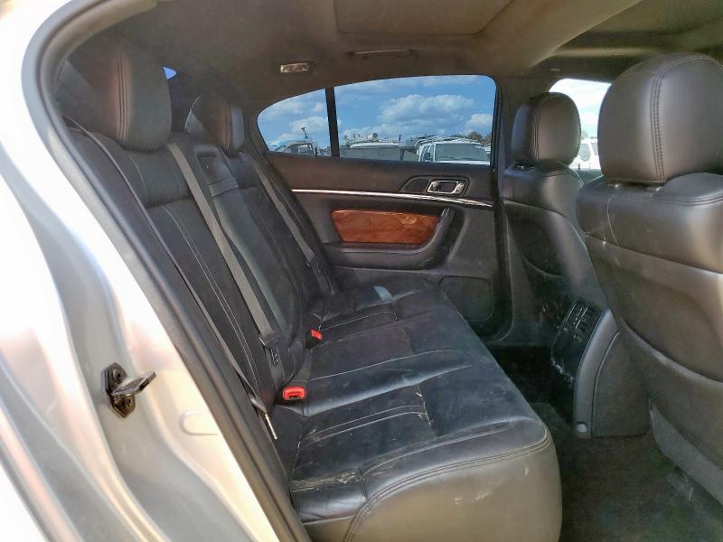 1LNHL9DK2DG612946 - 2013 LINCOLN MKS SILVER photo 10