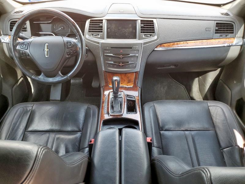 1LNHL9DK2DG612946 - 2013 LINCOLN MKS SILVER photo 8