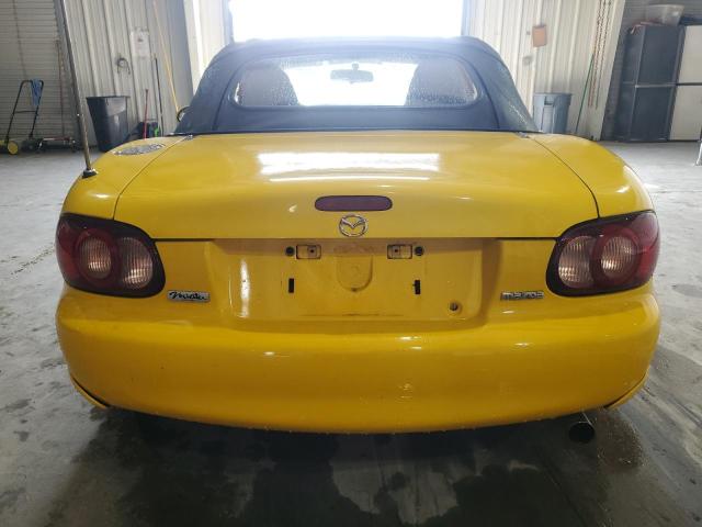 JM1NB353120223395 - 2002 MAZDA MX-5 MIATA BASE YELLOW photo 6