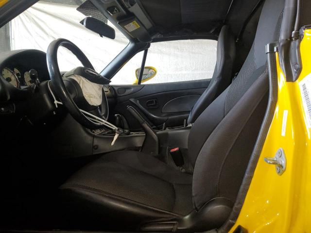 JM1NB353120223395 - 2002 MAZDA MX-5 MIATA BASE YELLOW photo 7