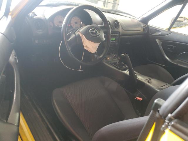 JM1NB353120223395 - 2002 MAZDA MX-5 MIATA BASE YELLOW photo 8