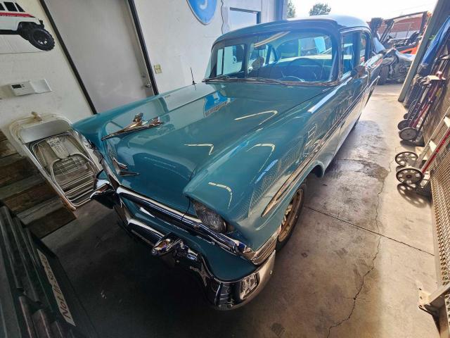 VC56L037826 - 1956 CHEVROLET BEL AIR BLUE photo 2