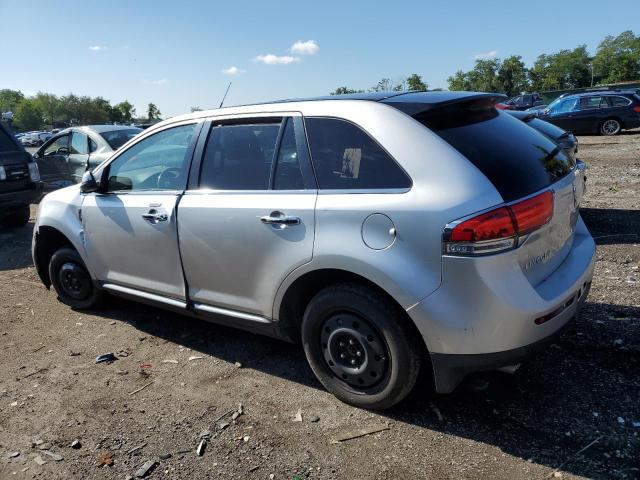 2LMDJ8JK9BBJ28591 - 2011 LINCOLN MKX SILVER photo 2