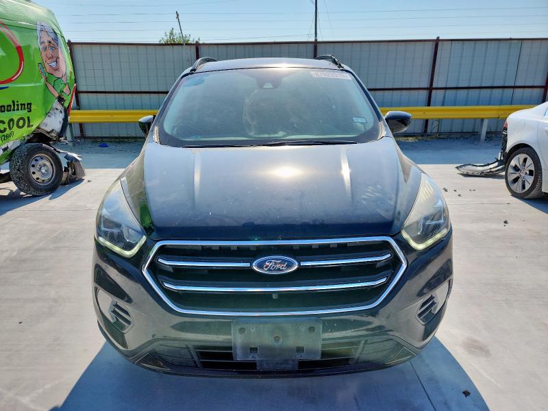 1FMCU0GD3JUB54640 - 2018 FORD ESCAPE SE Қара фото 5