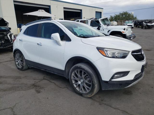 KL4CJ2SM1JB687866 - 2018 BUICK ENCORE SPORT TOURING WHITE photo 4