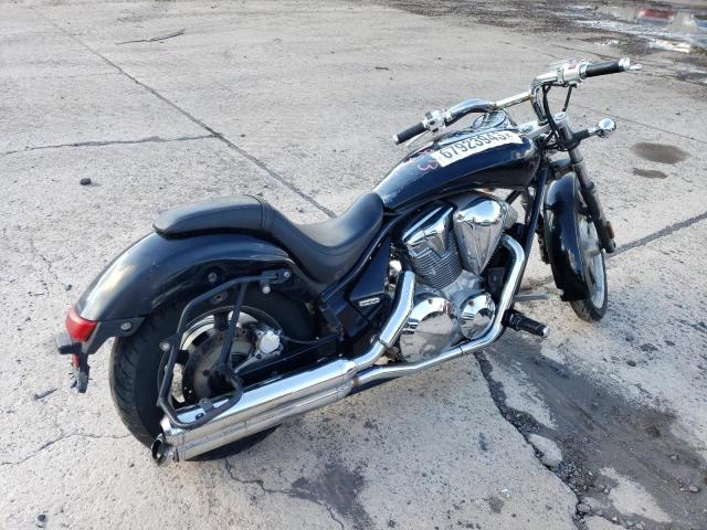 JH2SC6703AK000130 - 2010 HONDA VT1300 CS შავი ფოტო 4