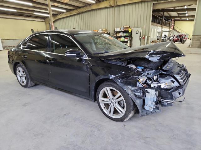 1VWBV7A35FC095381 - 2015 VOLKSWAGEN PASSAT SE 黑色 照片 4