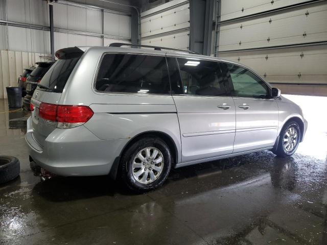 5FNRL3H70AB072983 - 2010 HONDA ODYSSEY EXL SILVER photo 3