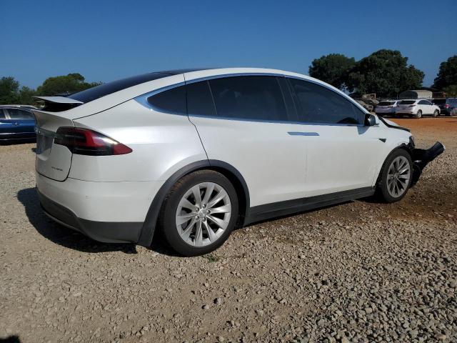 5YJXCAE29LF218059 - 2020 TESLA MODEL X WHITE photo 3