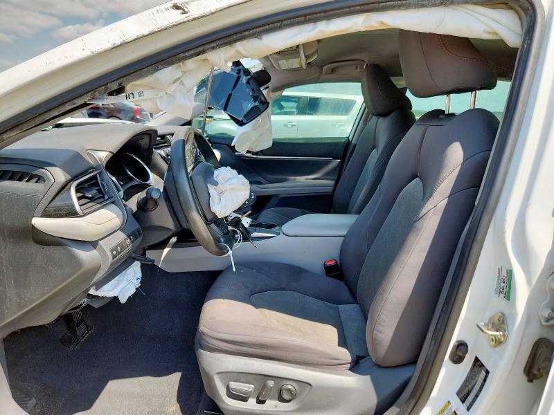 4T1B11HK3KU811767 - 2019 TOYOTA CAMRY L WHITE photo 7