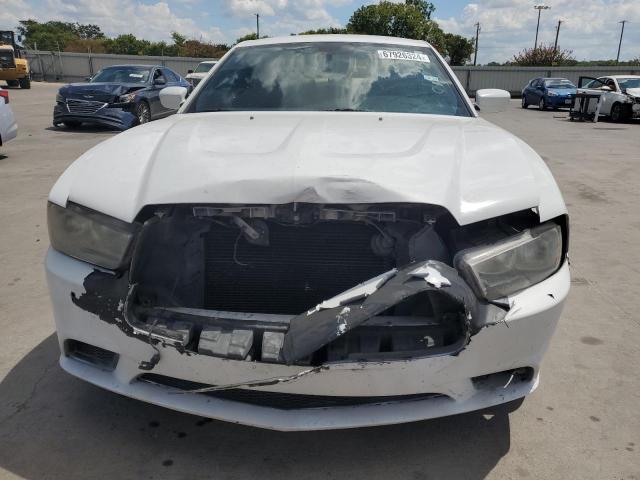 2C3CDXBG1EH134592 - 2014 DODGE CHARGER SE WHITE photo 5