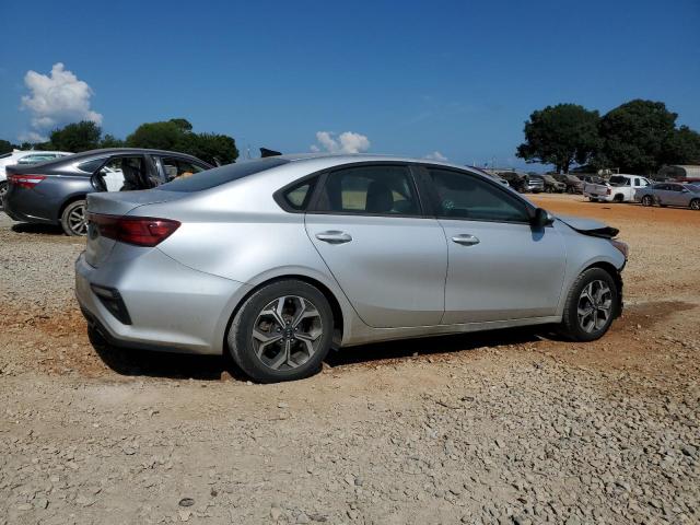 3KPF24AD6KE118576 - 2019 KIA FORTE FE SILVER photo 3