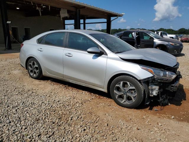 3KPF24AD6KE118576 - 2019 KIA FORTE FE SILVER photo 4