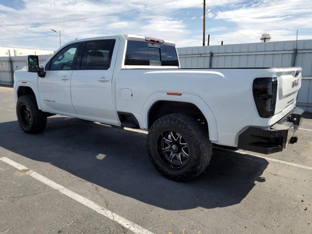 1GT49PEY9NF294596 - 2022 GMC SIERRA K2500 AT4 WHITE photo 2