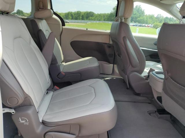 2C4RC1BG5HR584301 - 2017 CHRYSLER PACIFICA TOURING L WHITE photo 11