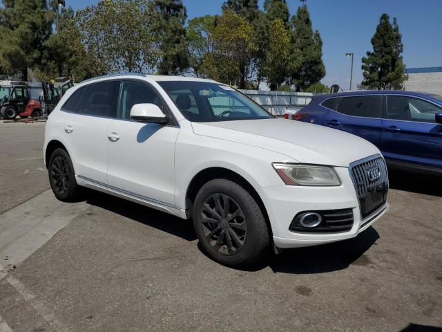 WA1LFAFP1DA007944 - 2013 AUDI Q5 PREMIUM PLUS WHITE photo 4