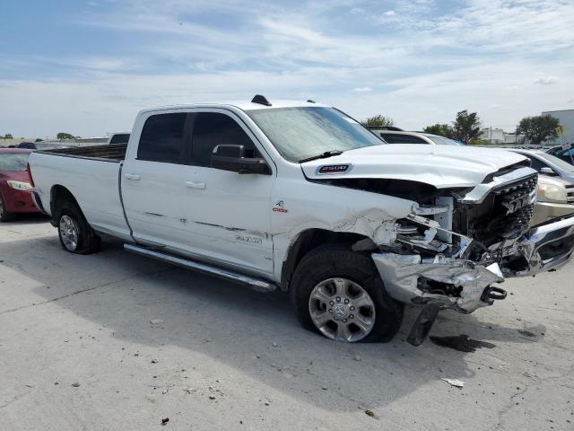3C6UR5JL4NG271571 - 2022 RAM 2500 BIG HORN/LONE STAR WHITE photo 4