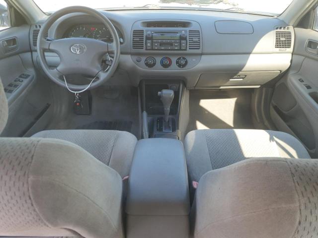 4T1BF32K04U066100 - 2004 TOYOTA CAMRY LE BLUE photo 8