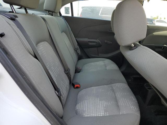 1G1JA5SH2J4100721 - 2018 CHEVROLET SONIC LS WHITE photo 10