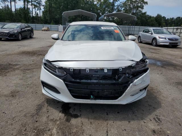 1HGCV1F10KA174122 - 2019 HONDA ACCORD LX WHITE photo 5