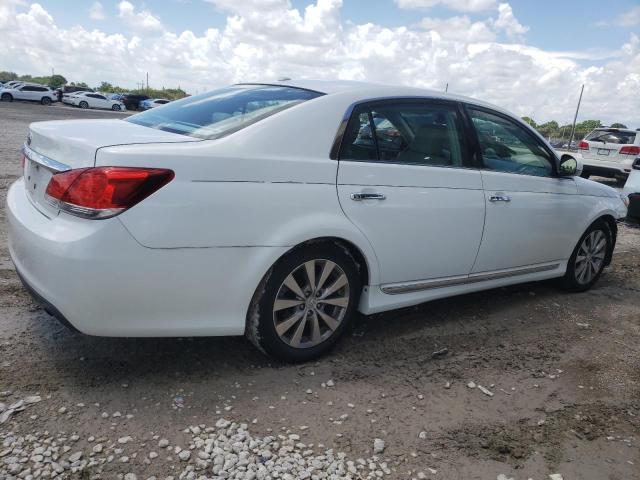4T1BK3DBXBU372940 - 2011 TOYOTA AVALON BASE WHITE photo 3