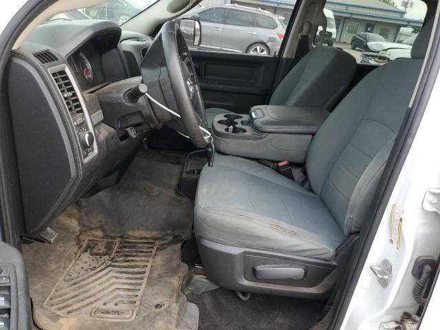 3C6UR5CL6JG153786 - 2018 RAM 2500 ST Белый фото 7