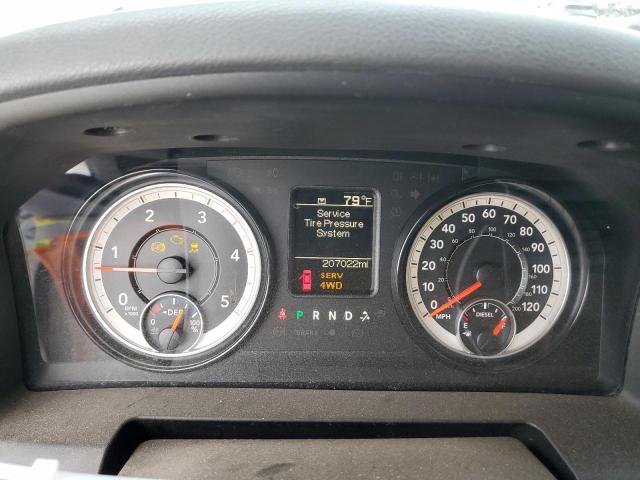 3C6UR5CL6JG153786 - 2018 RAM 2500 ST Белый фото 9