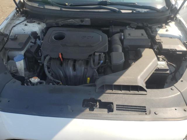 5NPE24AF2JH675265 - 2018 HYUNDAI SONATA SE WHITE photo 21