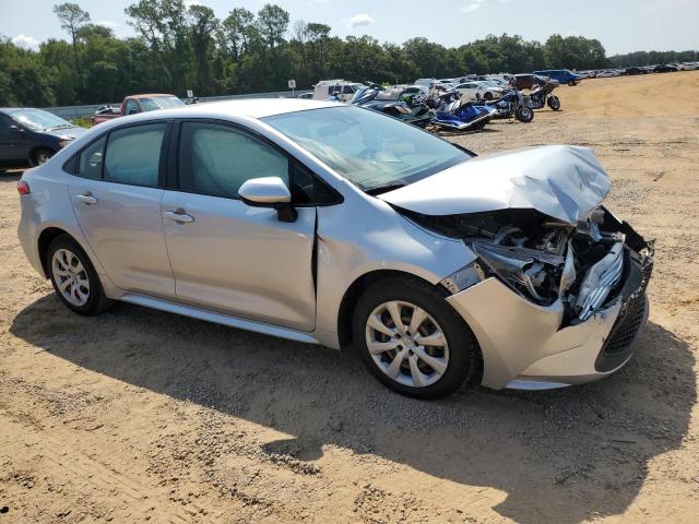 JTDEPRAE4LJ096083 - 2020 TOYOTA COROLLA LE SILVER photo 4