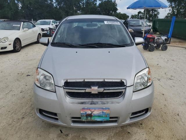 KL1TD56618B097162 - 2008 CHEVROLET AVEO BASE SILVER photo 5