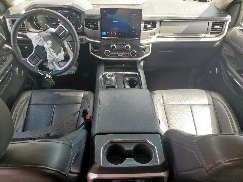 1FMJU1HT6NEA08154 - 2022 FORD EXPEDITION XLT BLACK photo 8