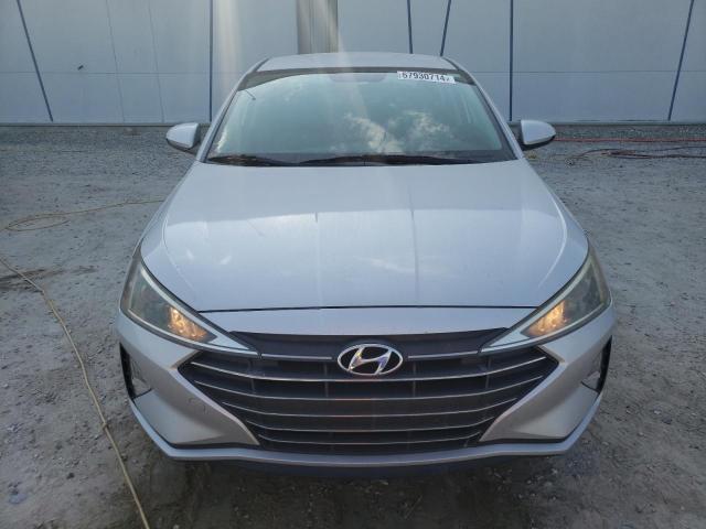 KMHD74LF8KU821973 - 2019 HYUNDAI ELANTRA SE SILVER photo 5