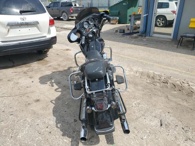 1HD1FCR18WY633158 - 1998 HARLEY-DAVIDSON FLHTCUI შავი ფოტო 4