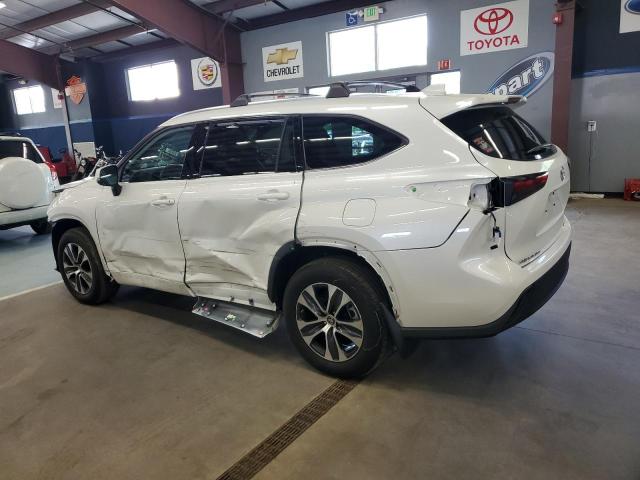 5TDGZRBH3MS545494 - 2021 TOYOTA HIGHLANDER XLE WHITE photo 2